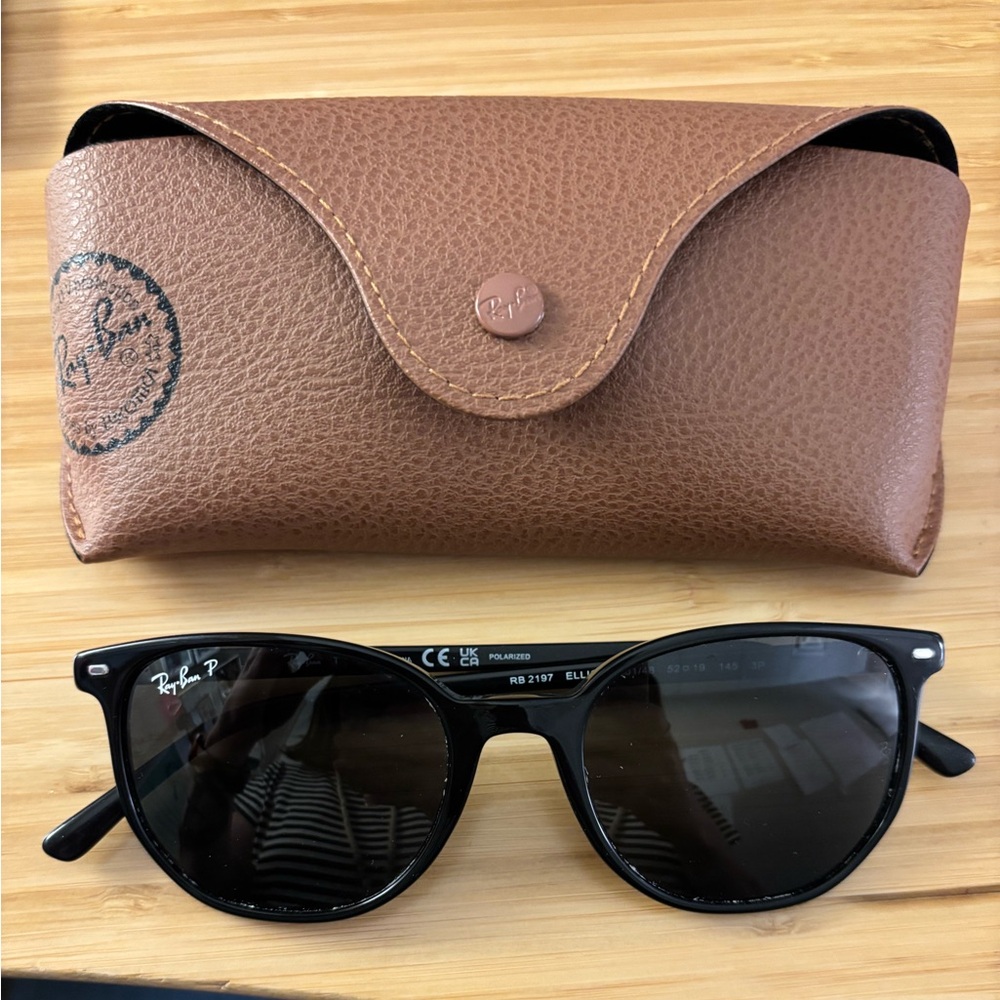 RayBan Elliot Sunglasses- EUC